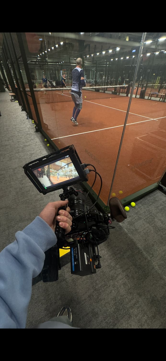 Padelio varžybų filmavimas su stabilizatoriumi